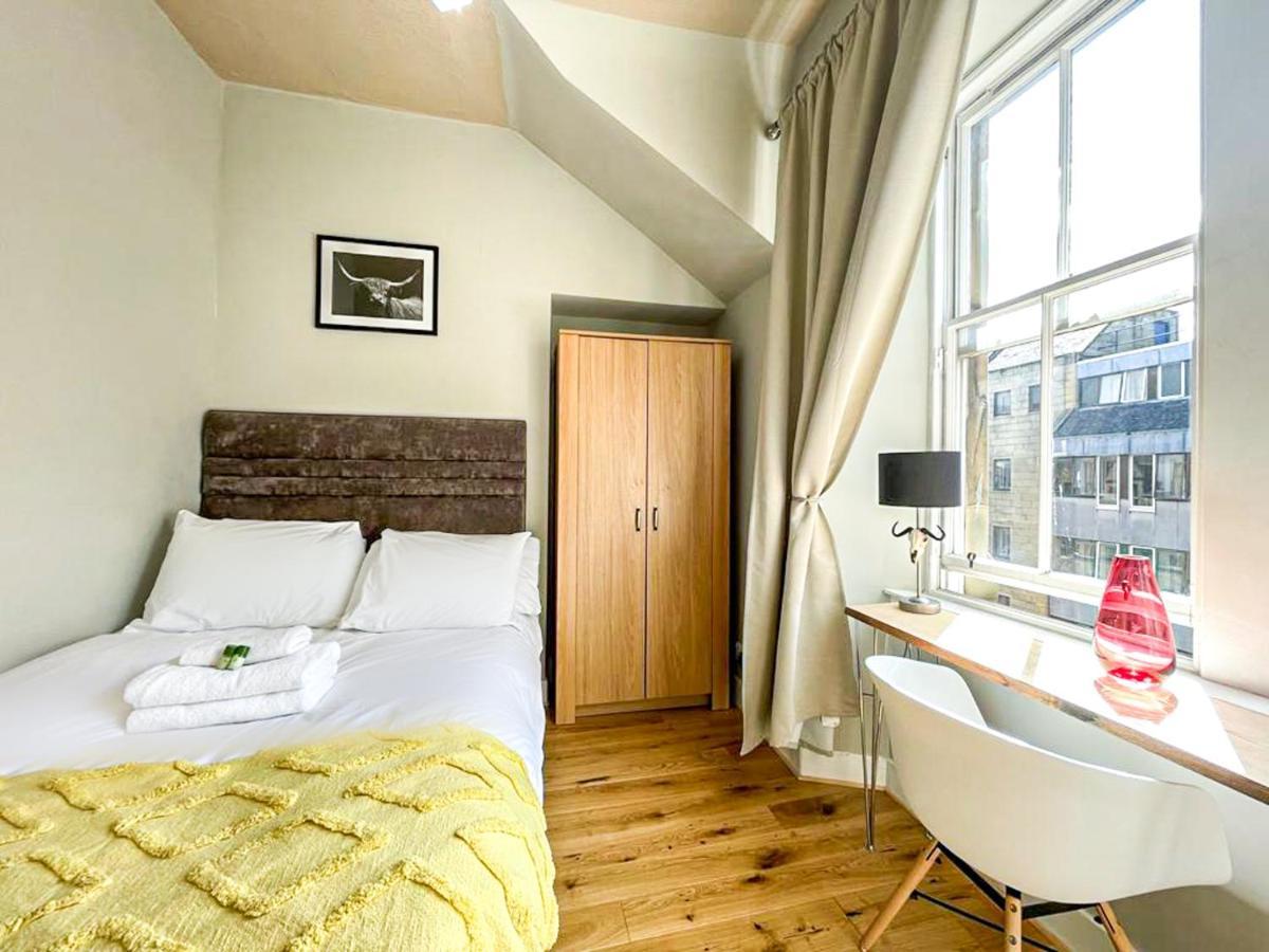 Charming 3 Bed Apartment In Old Town Edinburgh Exterior photo